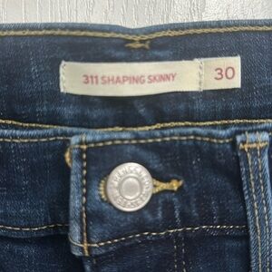Levi’s 311 Shaping Skinny, Size 30 x 30, Medium Blue Wash